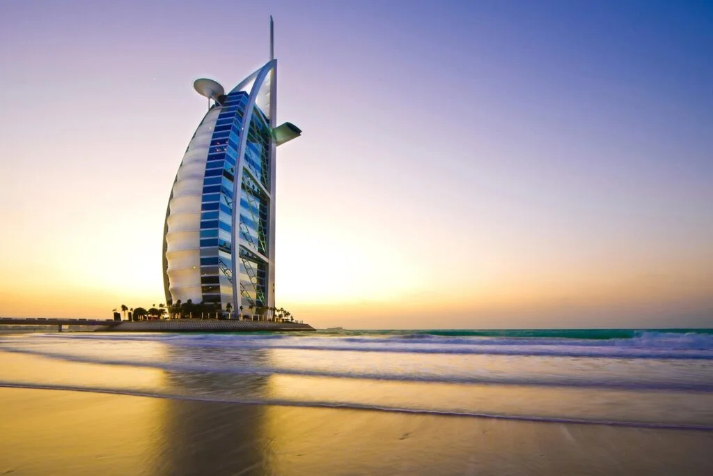 أفضل مشاريع صغيرة مربحة في الإمارات 2027 image